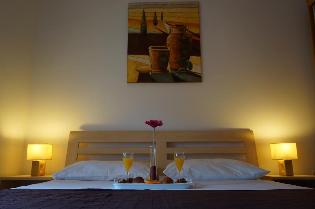 Apartments Adriapag Pag Town Chambre photo