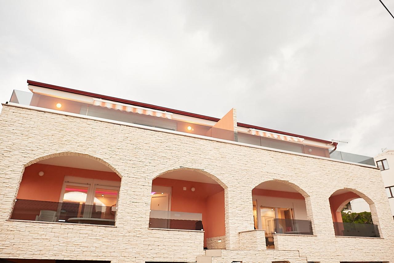Apartments Adriapag Pag Town Extérieur photo