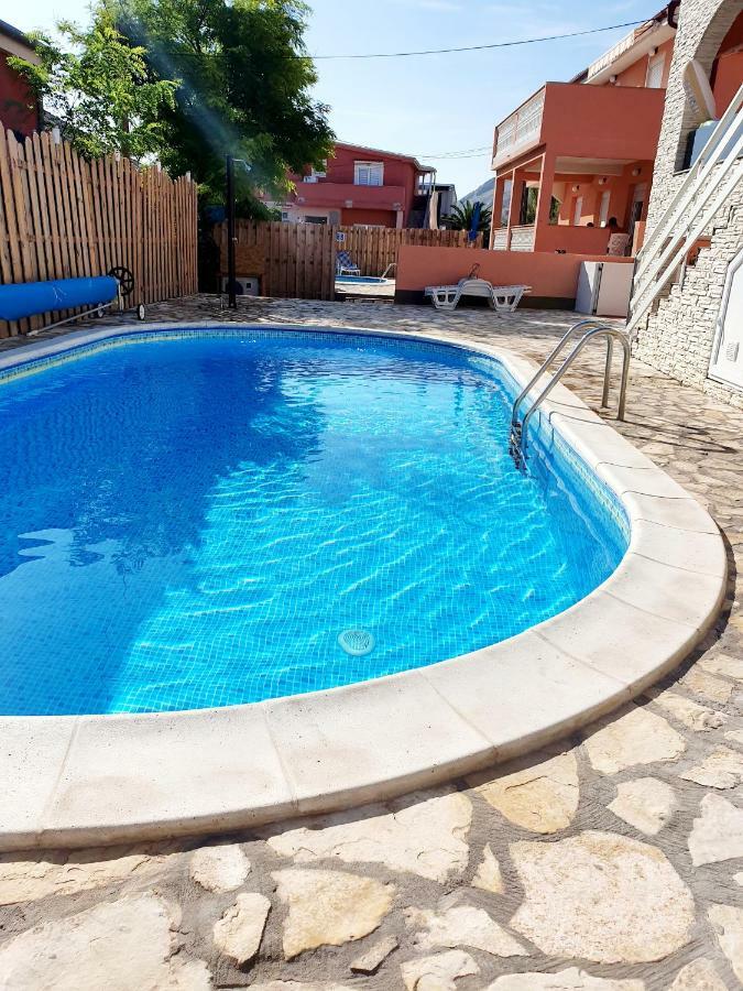 Apartments Adriapag Pag Town Extérieur photo